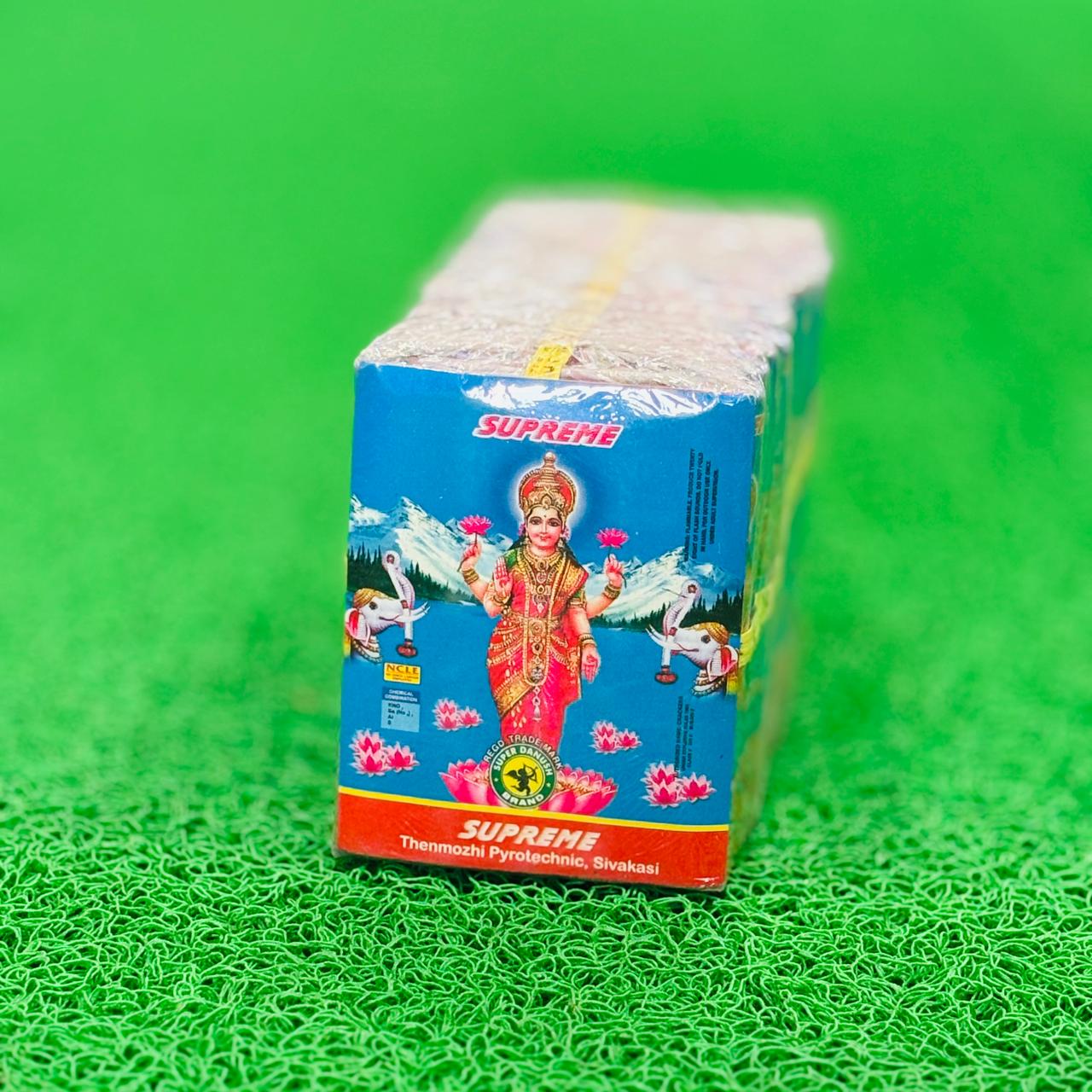 Supreme- 4" Lady / Rambo Crackers